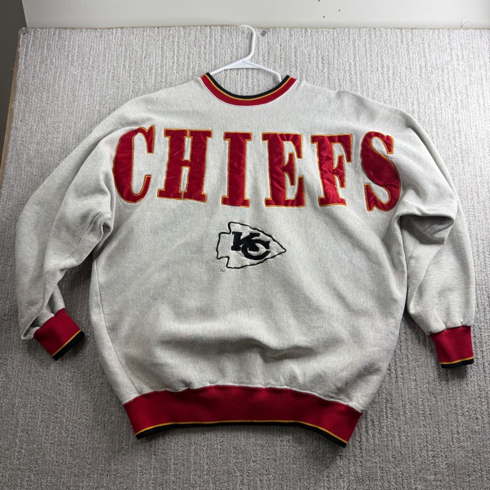Vintage Kansas City Chiefs Spellout Sweatshirt Legends USA Size XL Grey Crewneck